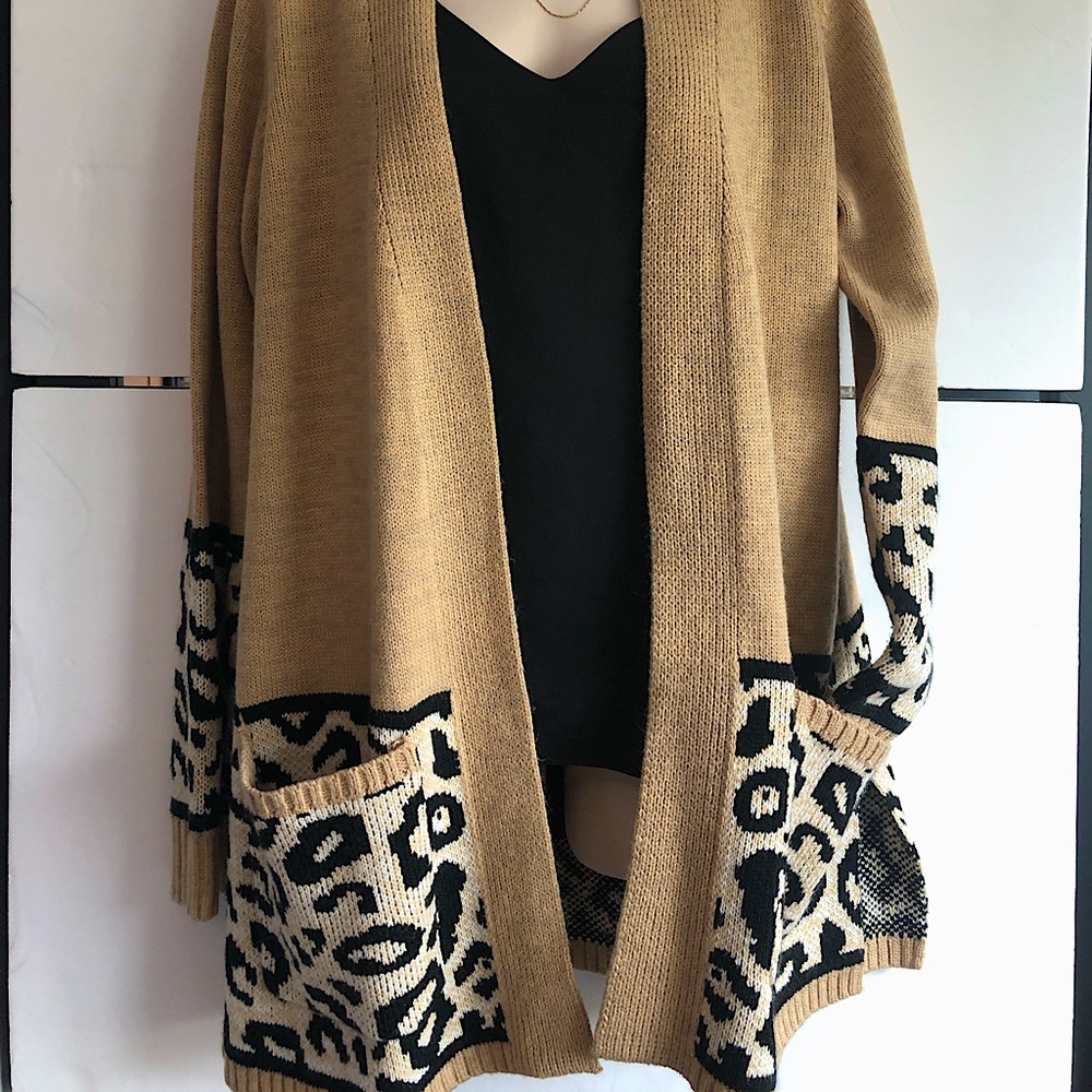 Chic Leopard Print Open Cardigan